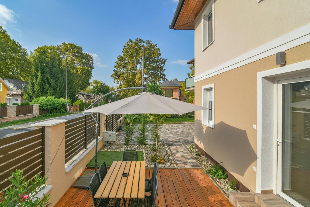 Happy Apartments Balatonlelle Eksteriør bilde
